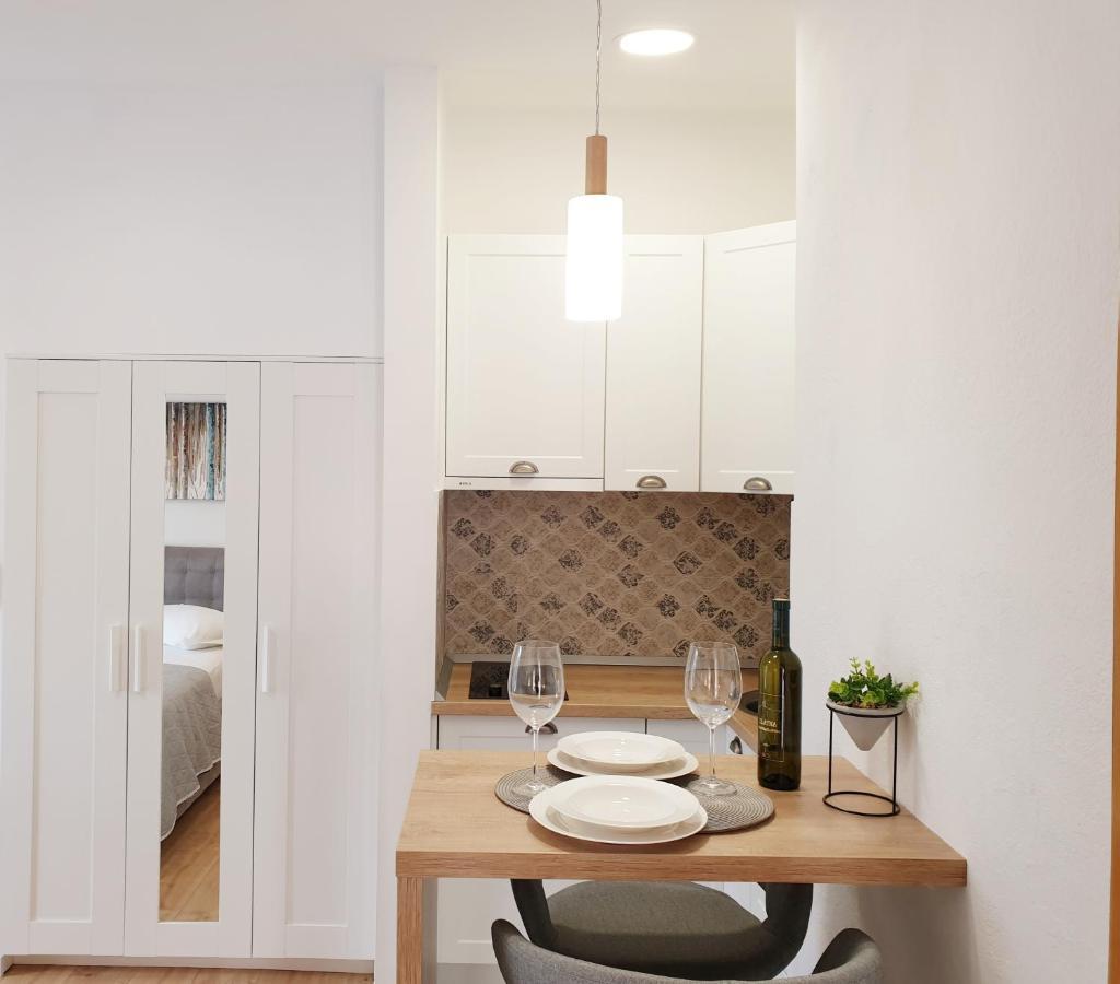 Apartments Palma Baška Voda Eksteriør bilde