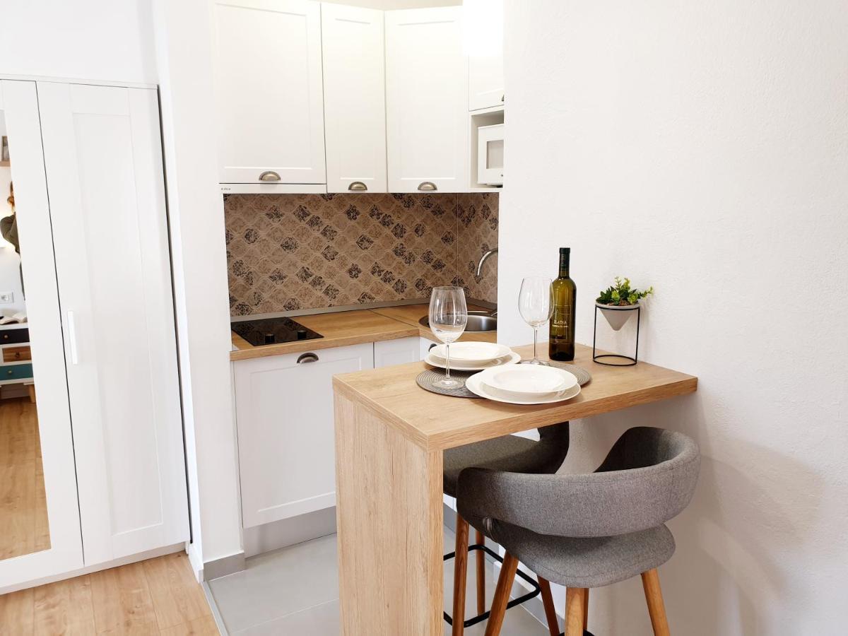 Apartments Palma Baška Voda Eksteriør bilde