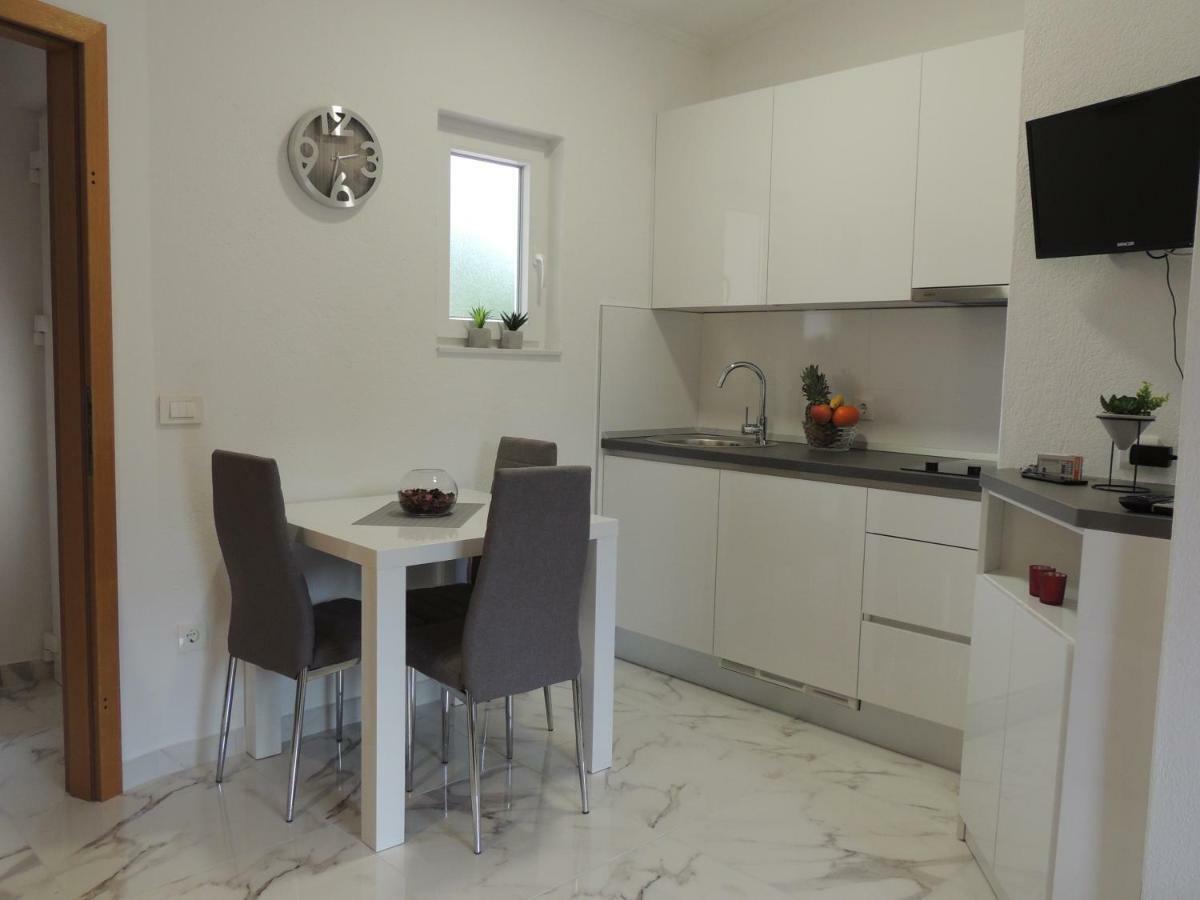 Apartments Palma Baška Voda Eksteriør bilde