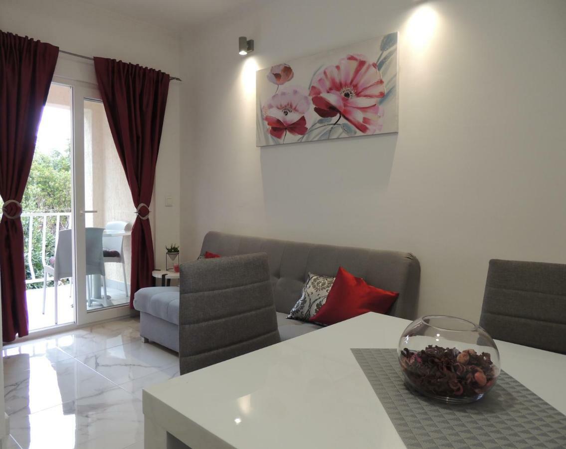 Apartments Palma Baška Voda Eksteriør bilde