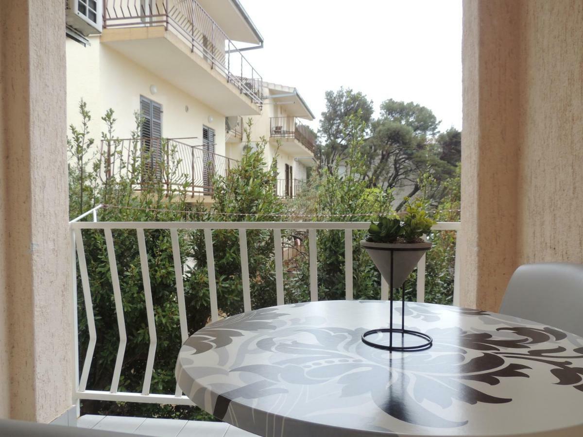 Apartments Palma Baška Voda Eksteriør bilde